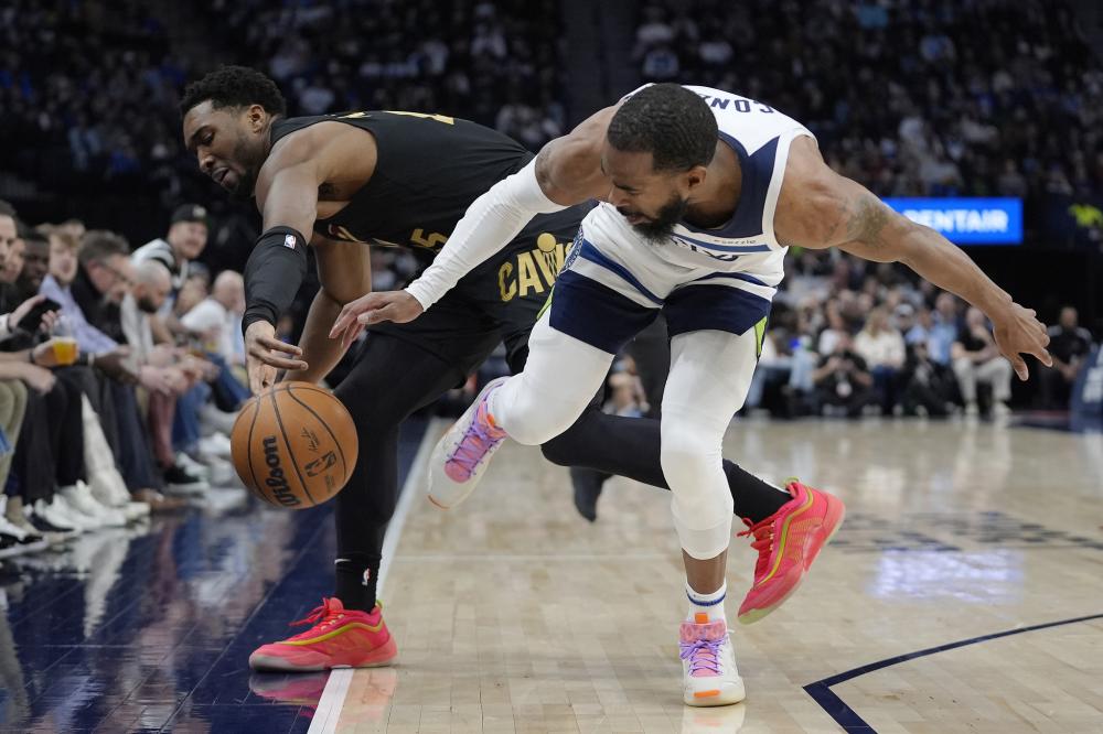 更激励着足 更激励着足