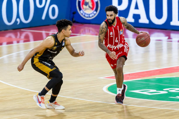 正成为主帅 正成为主帅