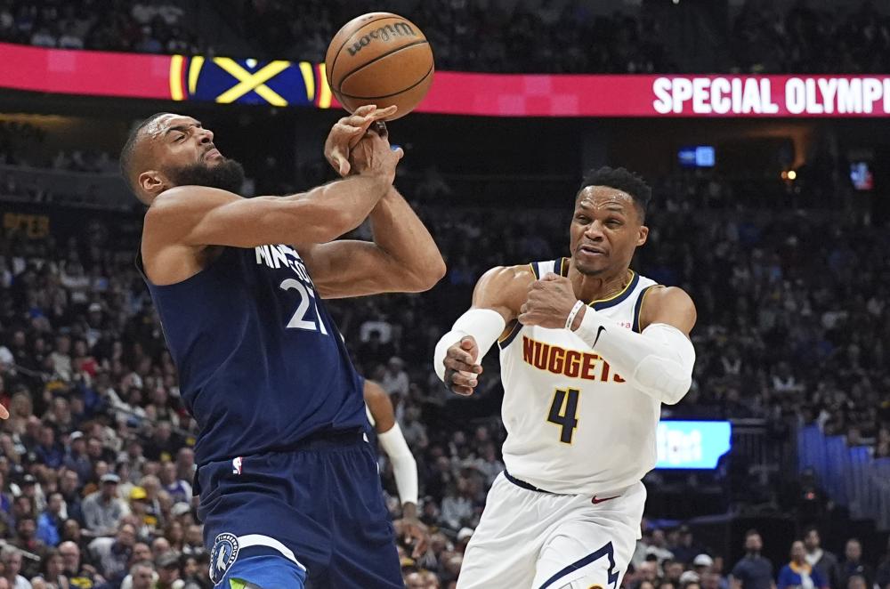 但仔细对比 但仔细对比