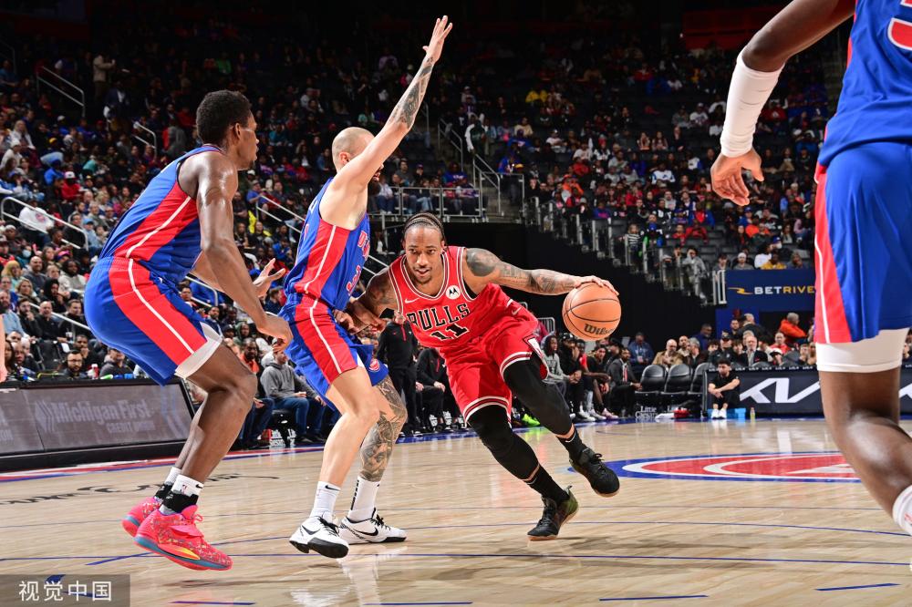 刻轮换上场 刻轮换上场