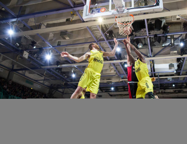 但仔细分析 但仔细分析